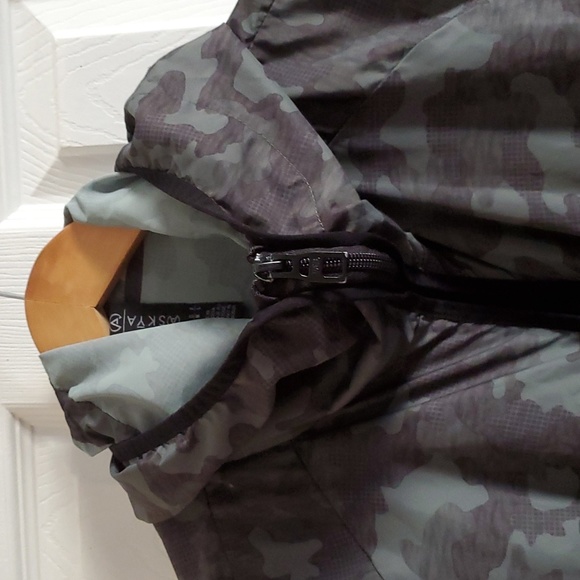 GUC Askya size M Women's Light Windbreaker Jacket Camouflage - Picture 5 of 8